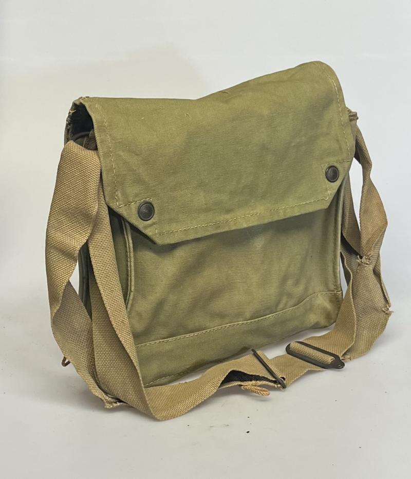 WW2, British, Mark VII, Respirator Haversack, 1942.